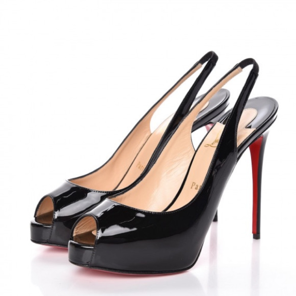 CHRISTIAN LOUBOUTIN
Patent Private Number 120 Pumps